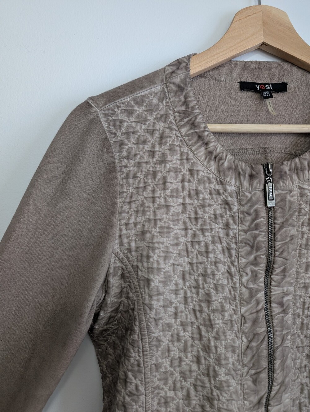 Y2k Small Yest Quilted Jacket Tan Retro Fitted Cotton Sweater Distressed Euro